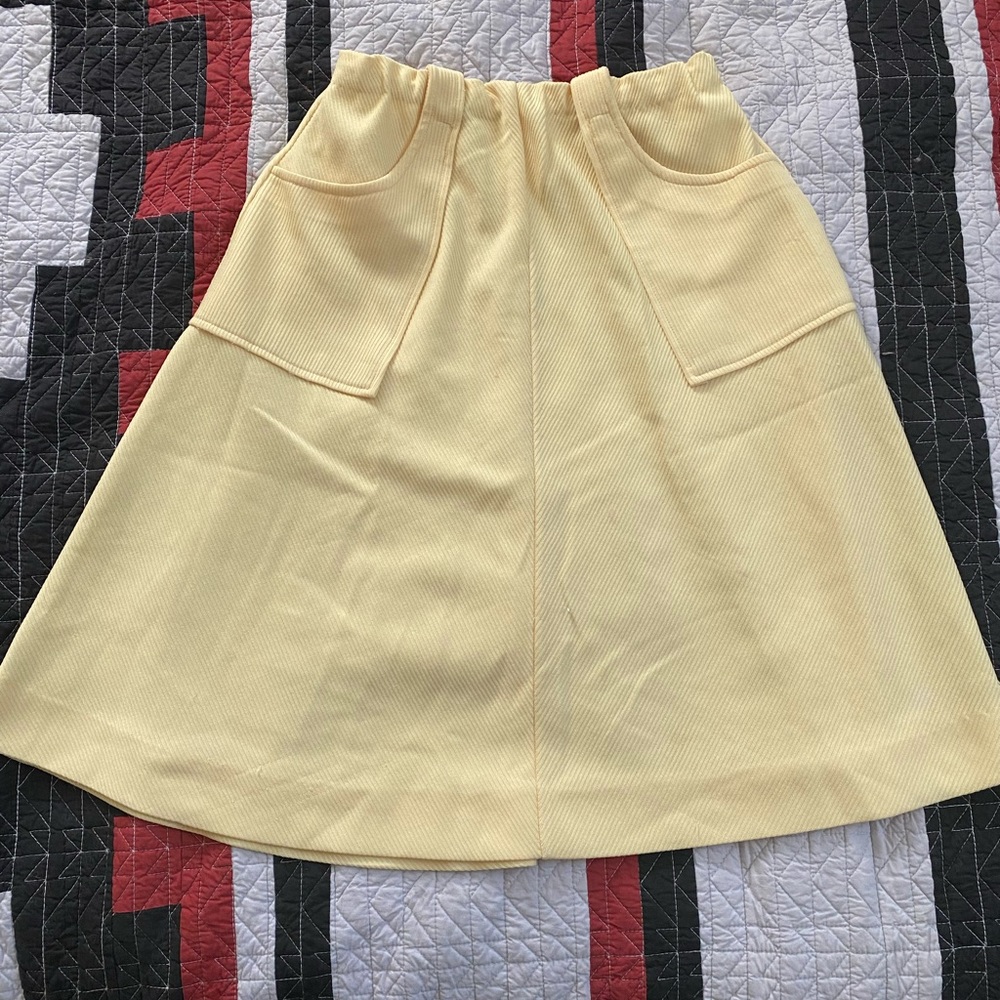 Pale yellow vintage circle skirt 60s/70s